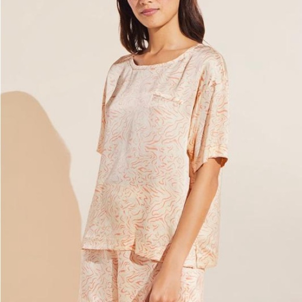 NWT Eberjey Women’s Inez Silk Printed Short Sleeve Tee in Pink/Cream in size S